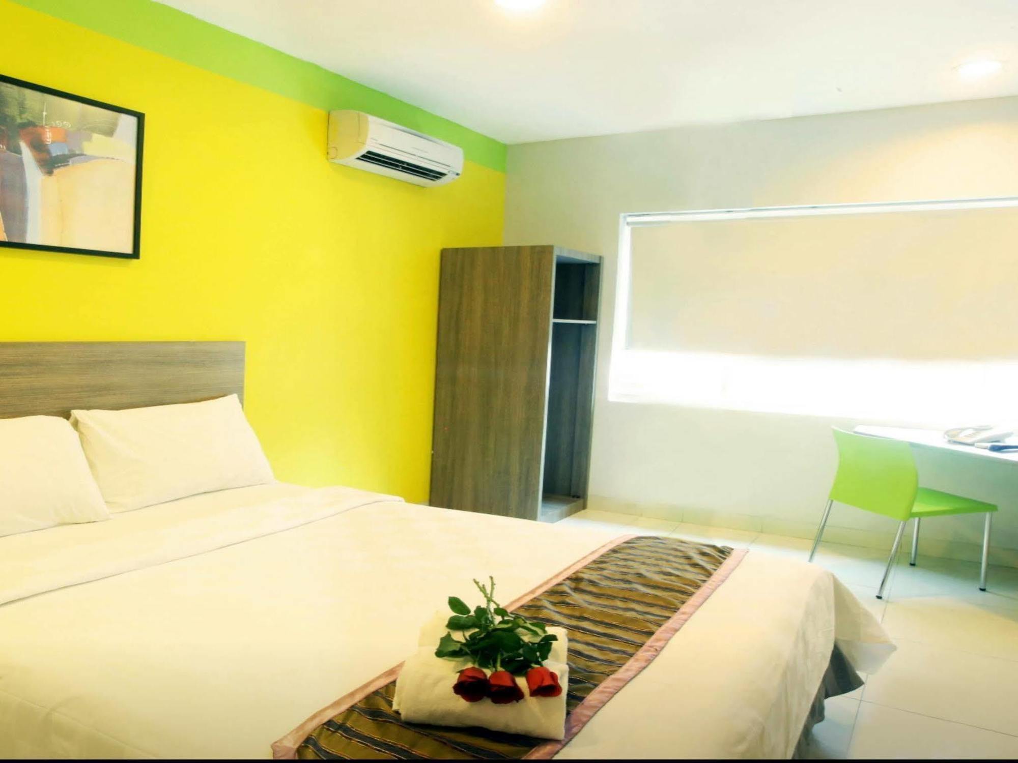 My Hotel Jakarta Exterior photo